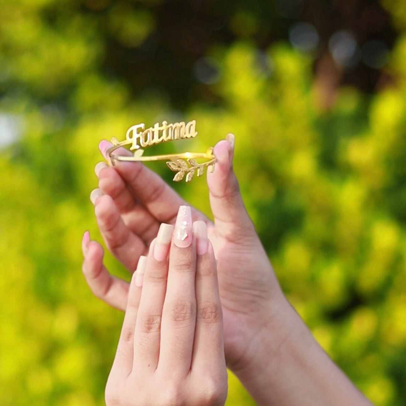 Name Leaf Bail  Bangle