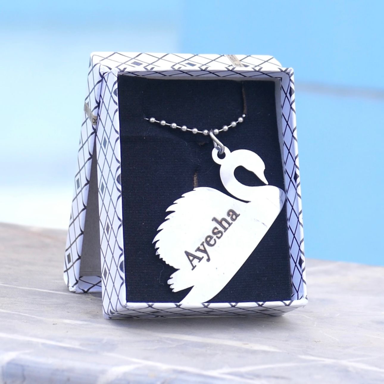 Customize swan Locket